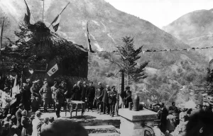 1921: un monumento