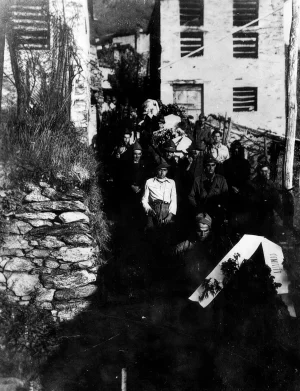 I funerali dei partigiani