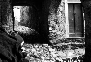 Per le vie del borgo