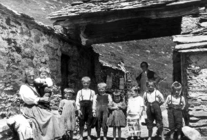 Bambini in alpeggio